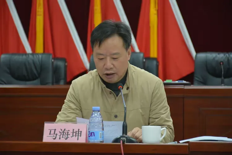 英雄联盟视频直播-包含赛前广州队备战欧联；更衣室发声细节曝光；信心回归；医务组通报恢复的词条